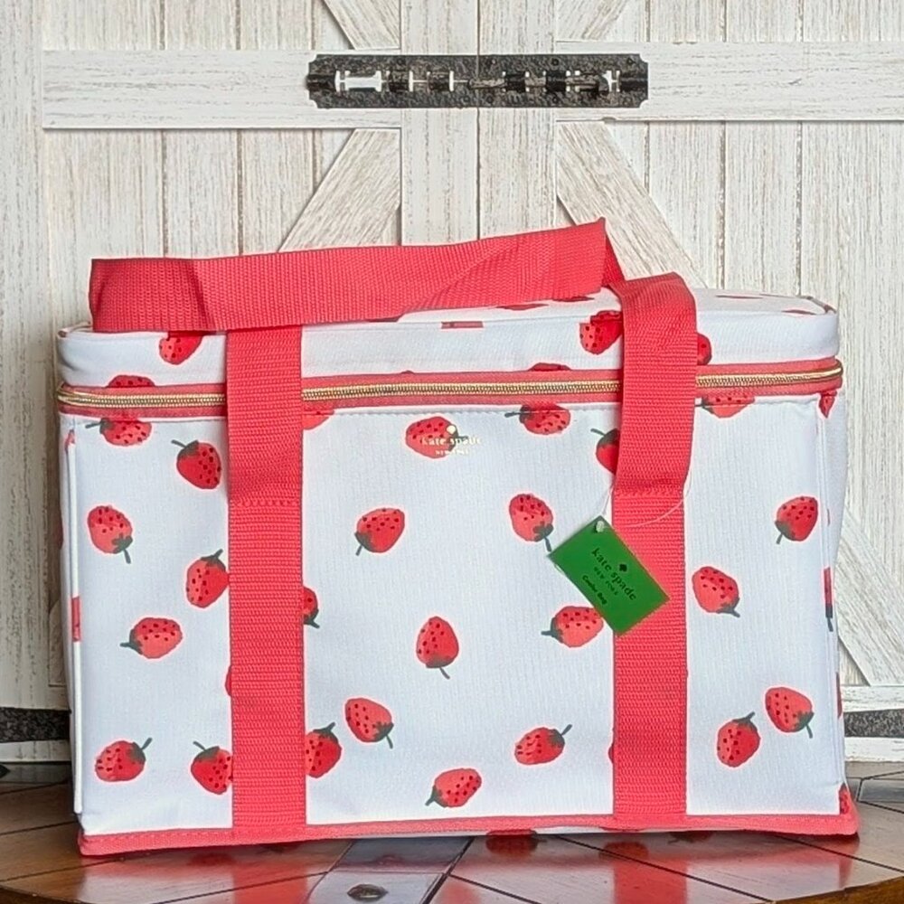 🆕 Kate Spade New York Insulated Cooler, Strawberry Pattern 🍓 - Picture 1 of 4